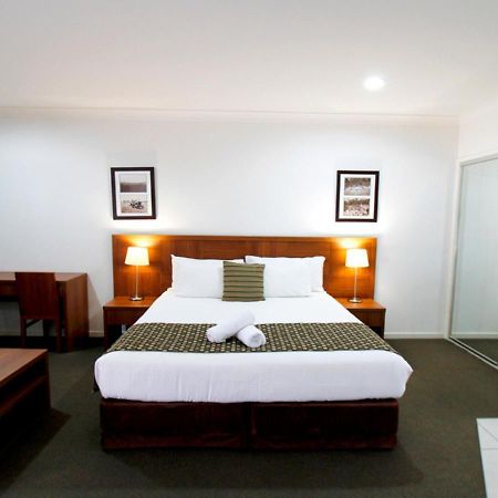 Chinchilla Downtown Motor Inn Buitenkant foto