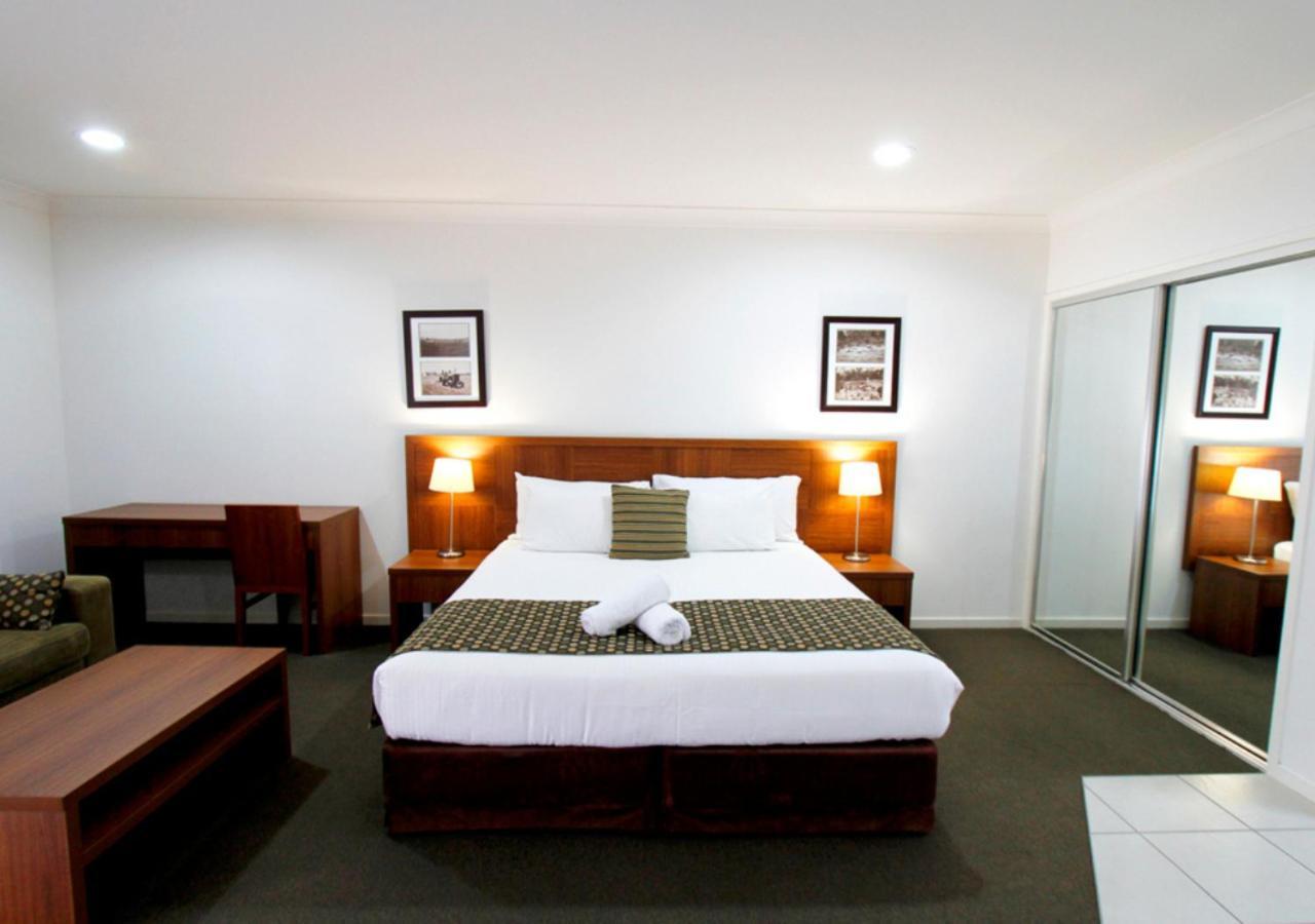 Chinchilla Downtown Motor Inn Buitenkant foto
