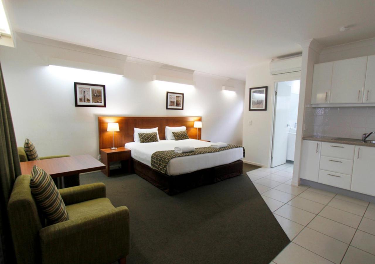 Chinchilla Downtown Motor Inn Buitenkant foto
